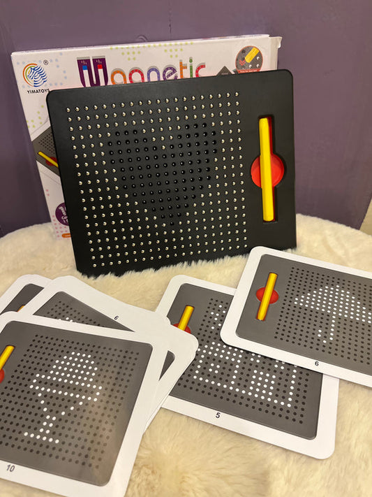Magnetic Drawing Pad with 10 Pattern Cards